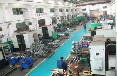 既先進又時尚 佶龍機械總經(jīng)理柯清松眼中的經(jīng)編機之美